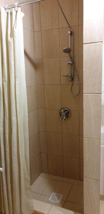 הוילה ברהובה Holiday House מראה חיצוני תמונה